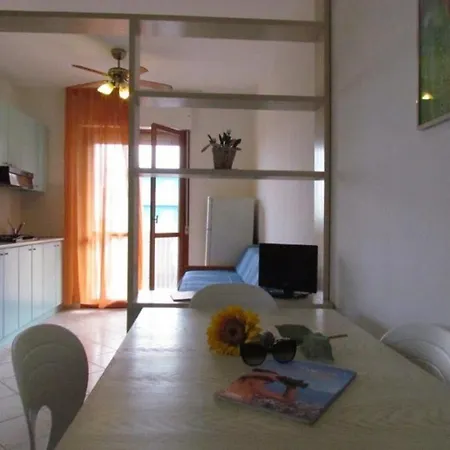 Cozy Flat For Families In With 12 Pools - Tennis- Childrens Play Area *