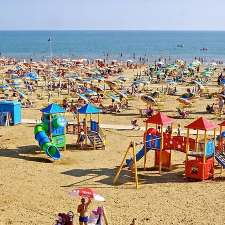 Сasa de vacaciones Cozy Flat For Families In With 12 Pools - Tennis- Childrens Play Area